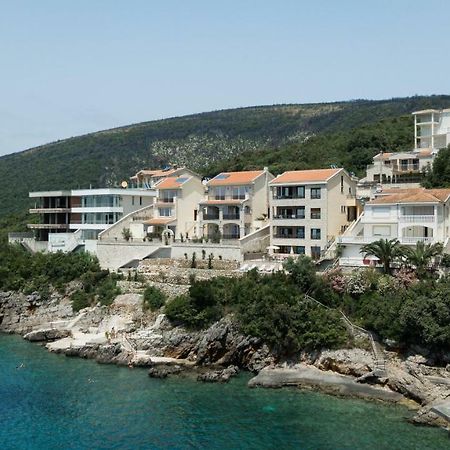 Vilena Apartmani Тиват Екстер'єр фото